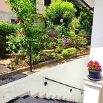 Mari Apartament *